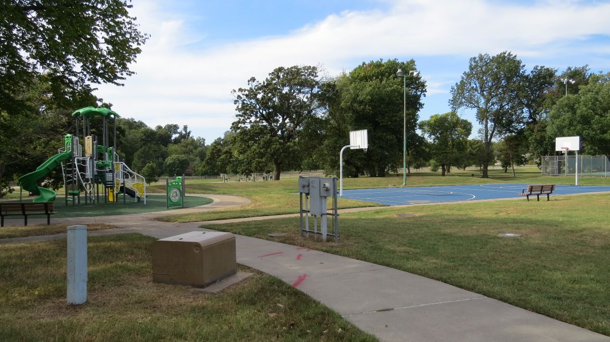 Image from Manion Park taken on Thursday 16th of October 2025